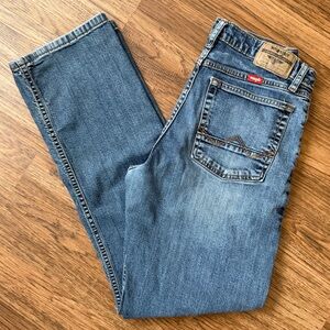 Wrangler Premium Quality Stretch Denim Jeans Blue Classic Relaxed Fit Boot Cut